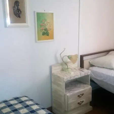Porto Pino Mimosa Vila *