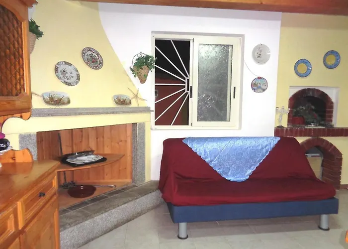 Porto Pino Mimosa * SantʼAnna Arresi